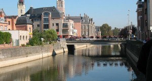 DENDERMONDE veya TERMONDE, Belçika’da kasaba