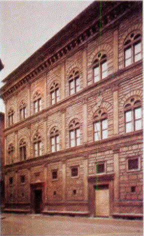 Floransa'da Rucellai\sarayınm dış cephesi Leon Battista Albertij tarafından 1446-1451 yıllan arasında yapılmıştır. Saray, üç klasik mimarlık üslubunun (Dor, İon ve Korinthos) Rönesans'ta yeniden kullanımının en başarılı örneklerindendir.